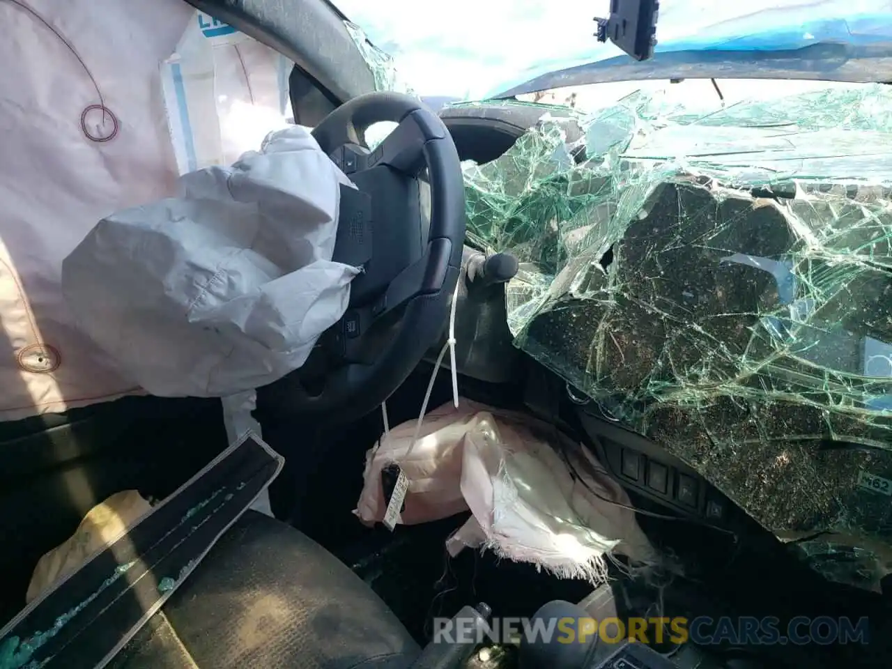 8 Photograph of a damaged car 3TMCZ5AN2MM428147 TOYOTA TACOMA 2021