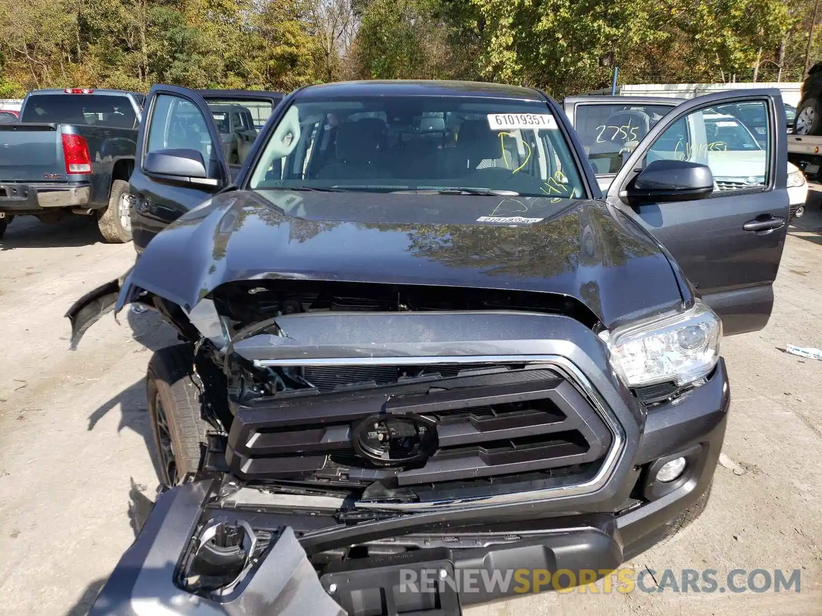 7 Photograph of a damaged car 3TMCZ5AN2MM429217 TOYOTA TACOMA 2021