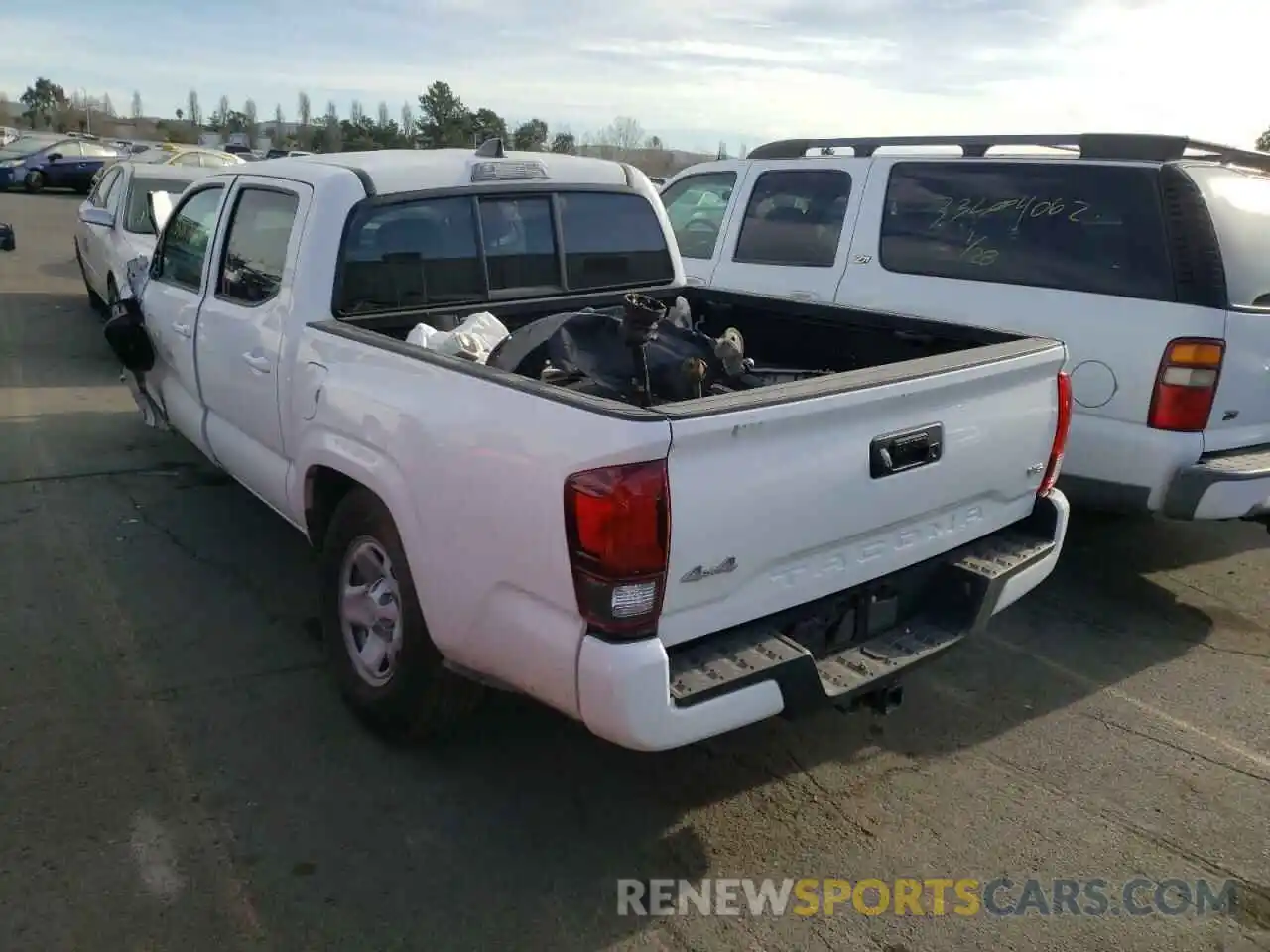 3 Photograph of a damaged car 3TMCZ5AN2MM437656 TOYOTA TACOMA 2021