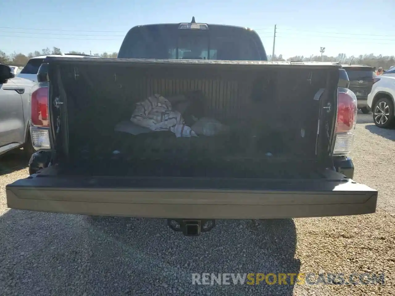 9 Photograph of a damaged car 3TMCZ5AN2MM444218 TOYOTA TACOMA 2021