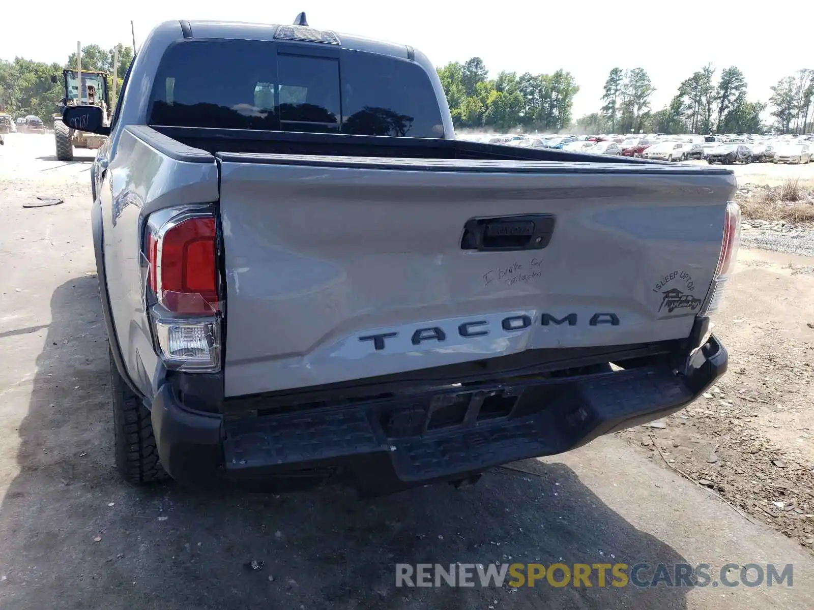 9 Photograph of a damaged car 3TMCZ5AN3MM371957 TOYOTA TACOMA 2021