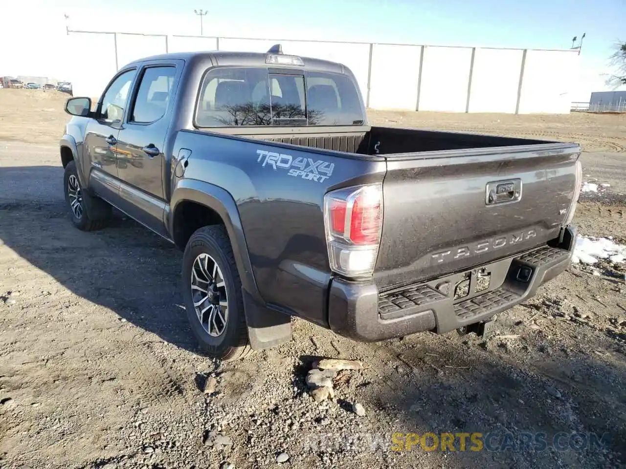 3 Photograph of a damaged car 3TMCZ5AN3MM372199 TOYOTA TACOMA 2021