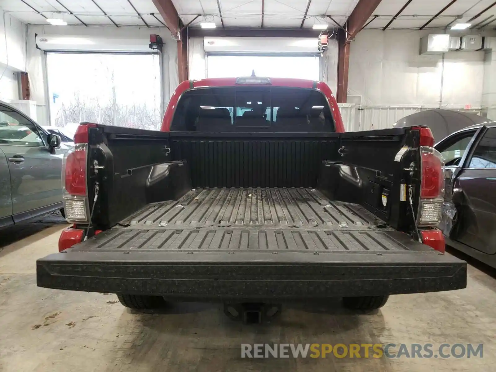 9 Photograph of a damaged car 3TMCZ5AN3MM372798 TOYOTA TACOMA 2021