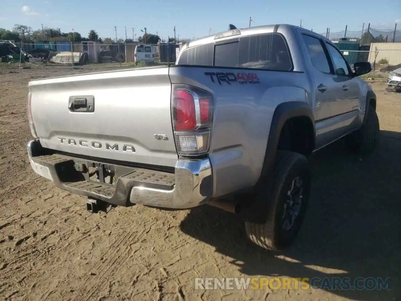 4 Photograph of a damaged car 3TMCZ5AN3MM376463 TOYOTA TACOMA 2021