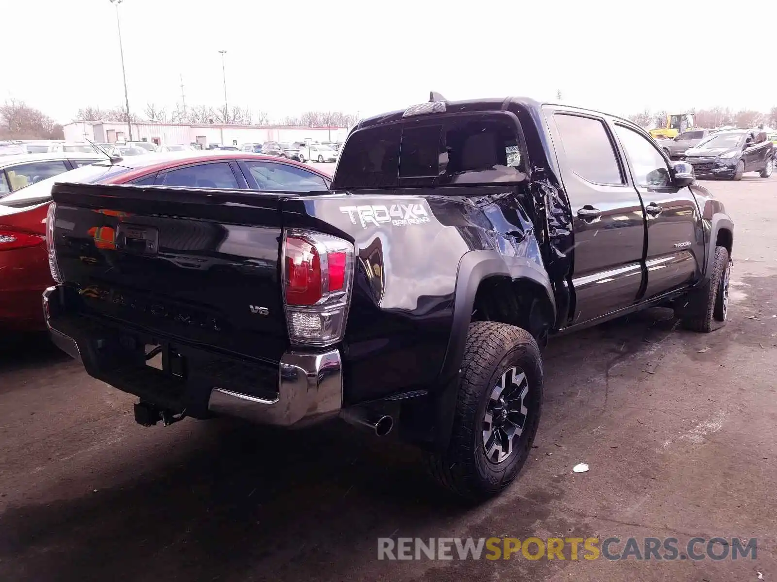 4 Photograph of a damaged car 3TMCZ5AN3MM376799 TOYOTA TACOMA 2021