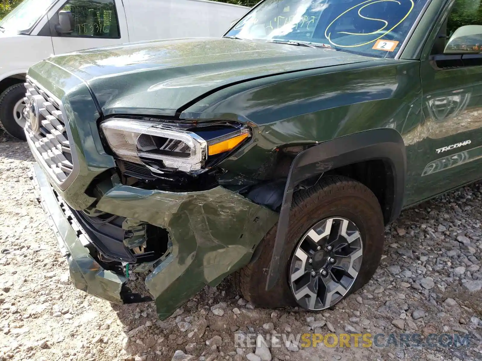 9 Photograph of a damaged car 3TMCZ5AN3MM389200 TOYOTA TACOMA 2021