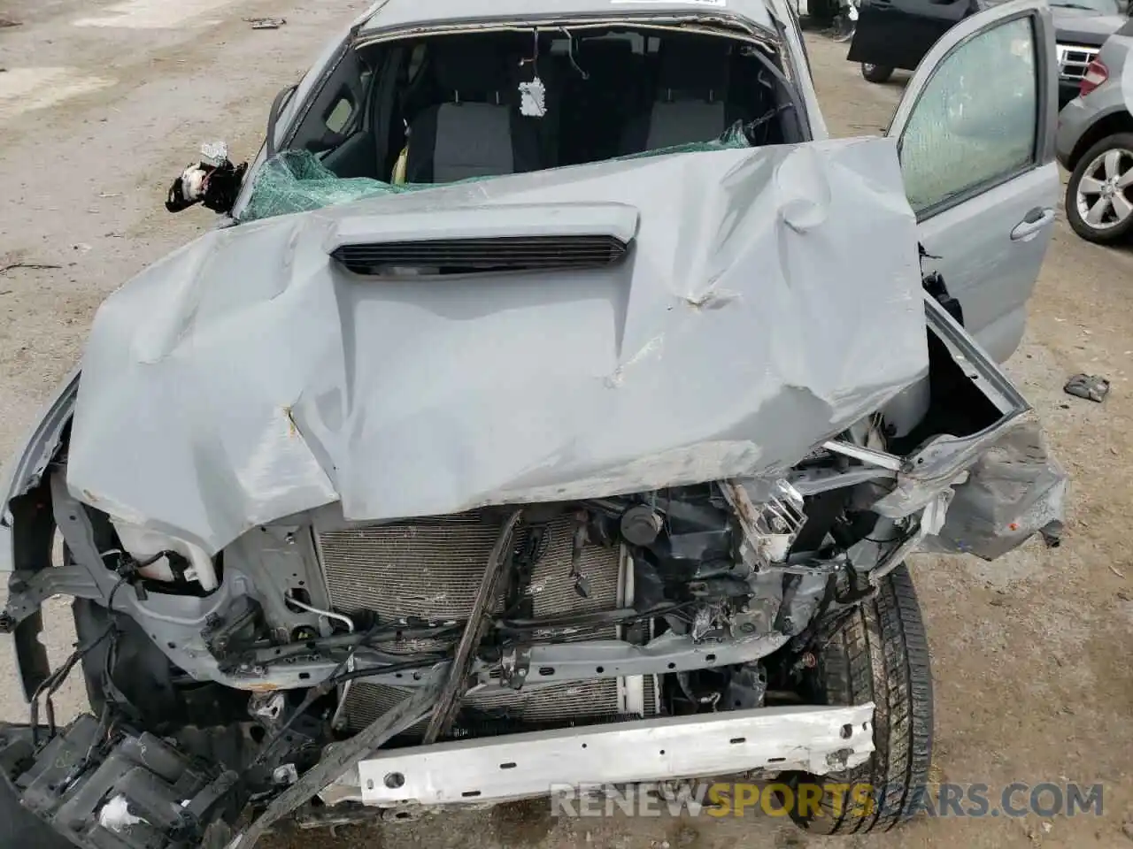 7 Photograph of a damaged car 3TMCZ5AN3MM392419 TOYOTA TACOMA 2021