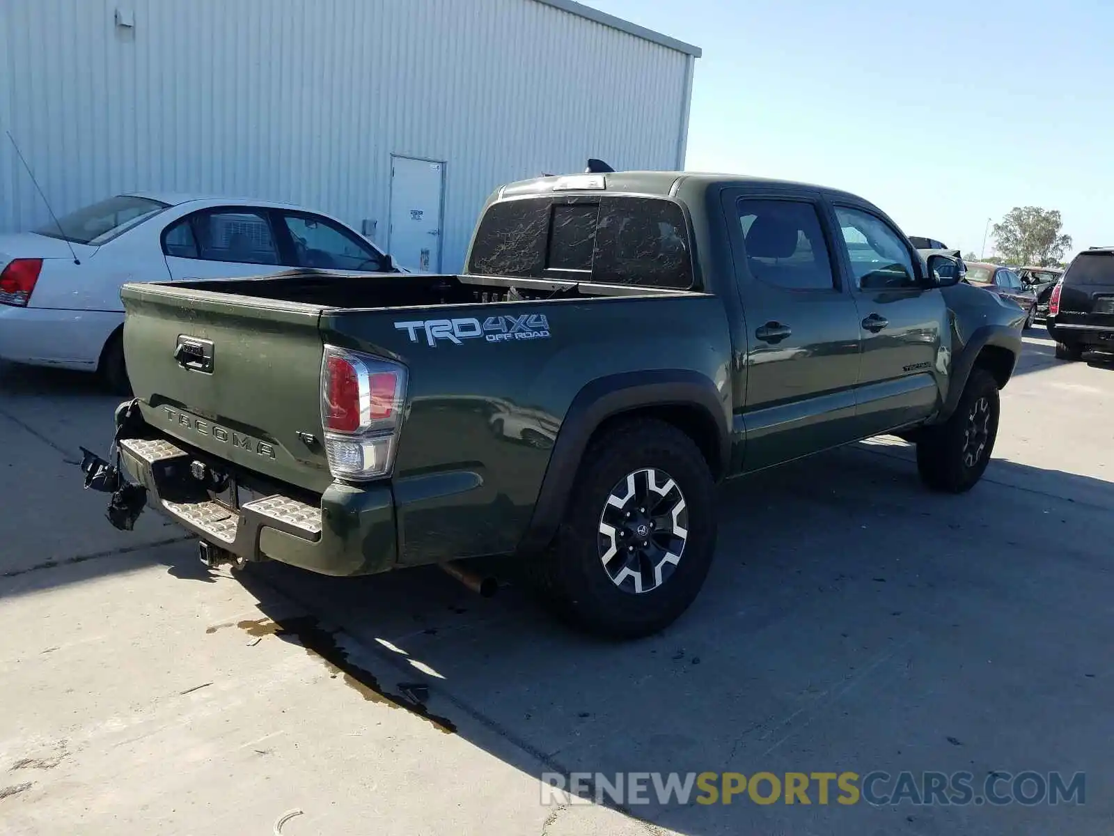 4 Photograph of a damaged car 3TMCZ5AN3MM393702 TOYOTA TACOMA 2021