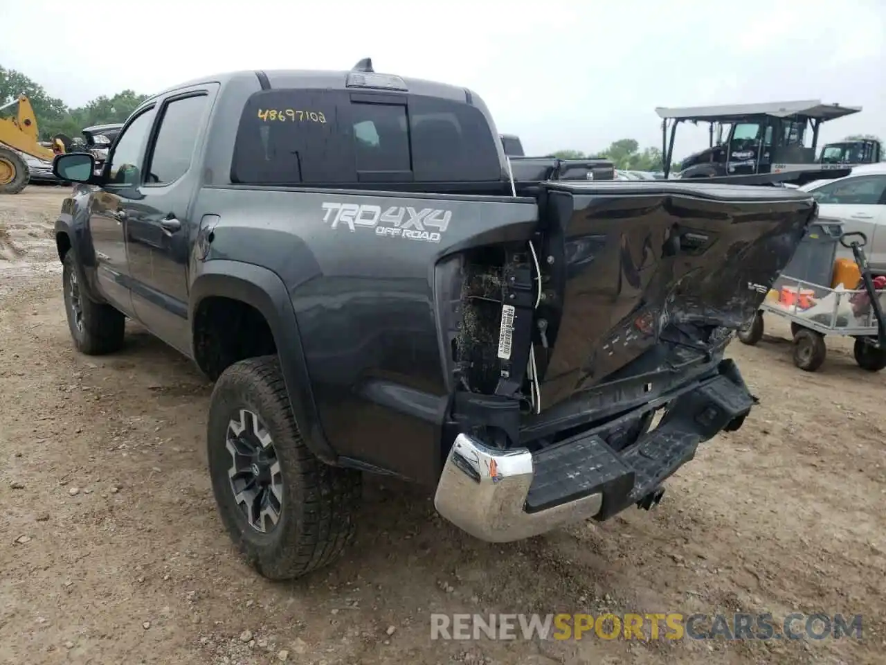 3 Photograph of a damaged car 3TMCZ5AN3MM400177 TOYOTA TACOMA 2021