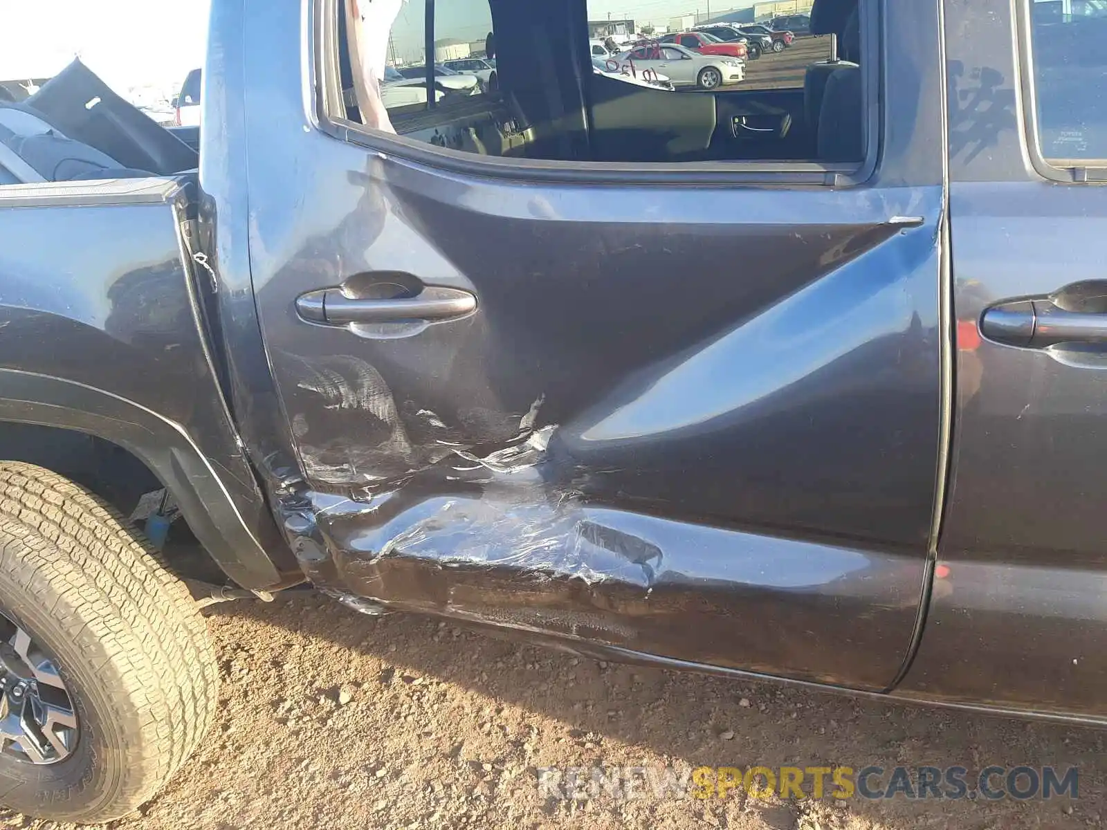 9 Photograph of a damaged car 3TMCZ5AN3MM403564 TOYOTA TACOMA 2021