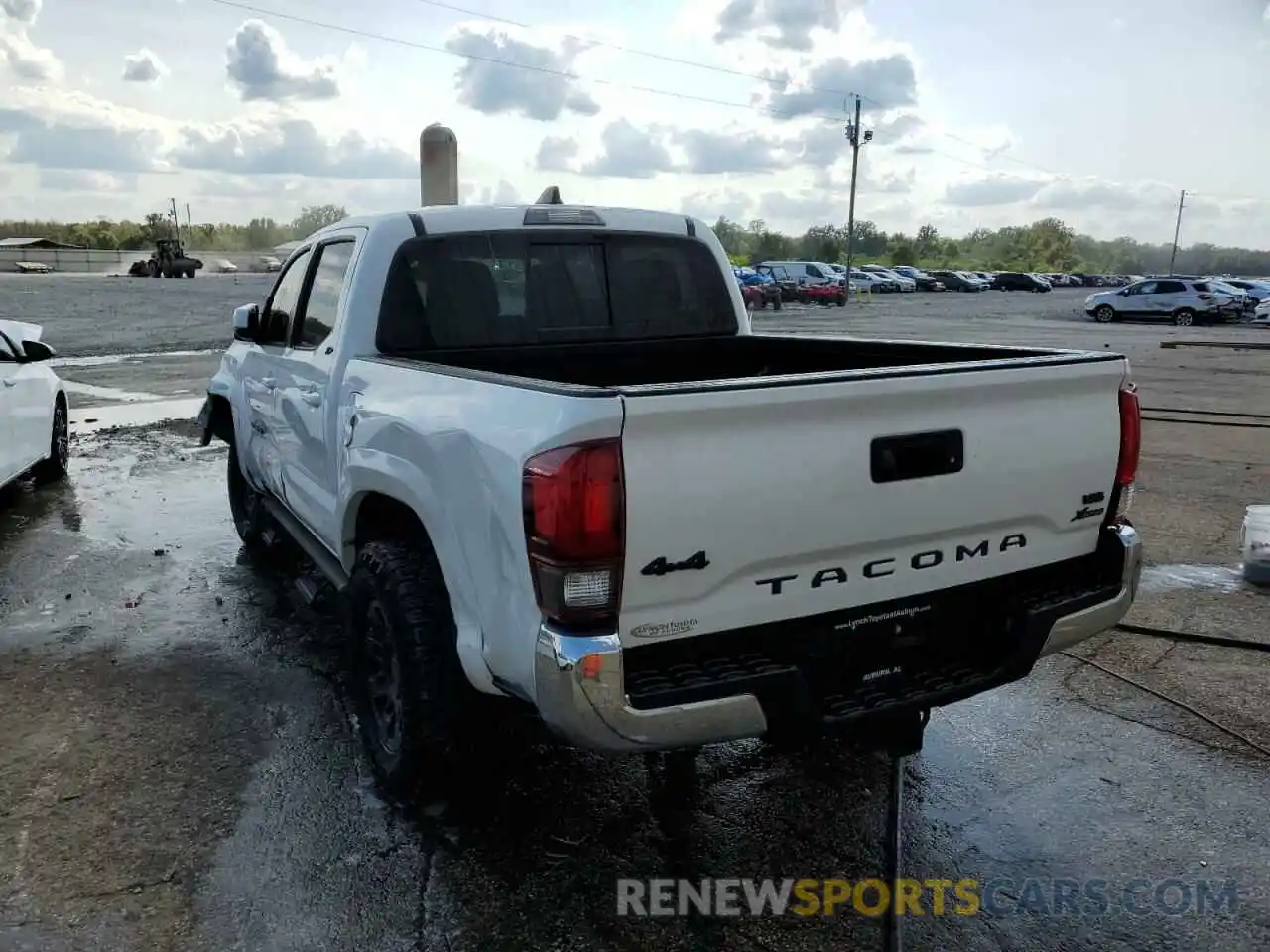 3 Photograph of a damaged car 3TMCZ5AN3MM413544 TOYOTA TACOMA 2021