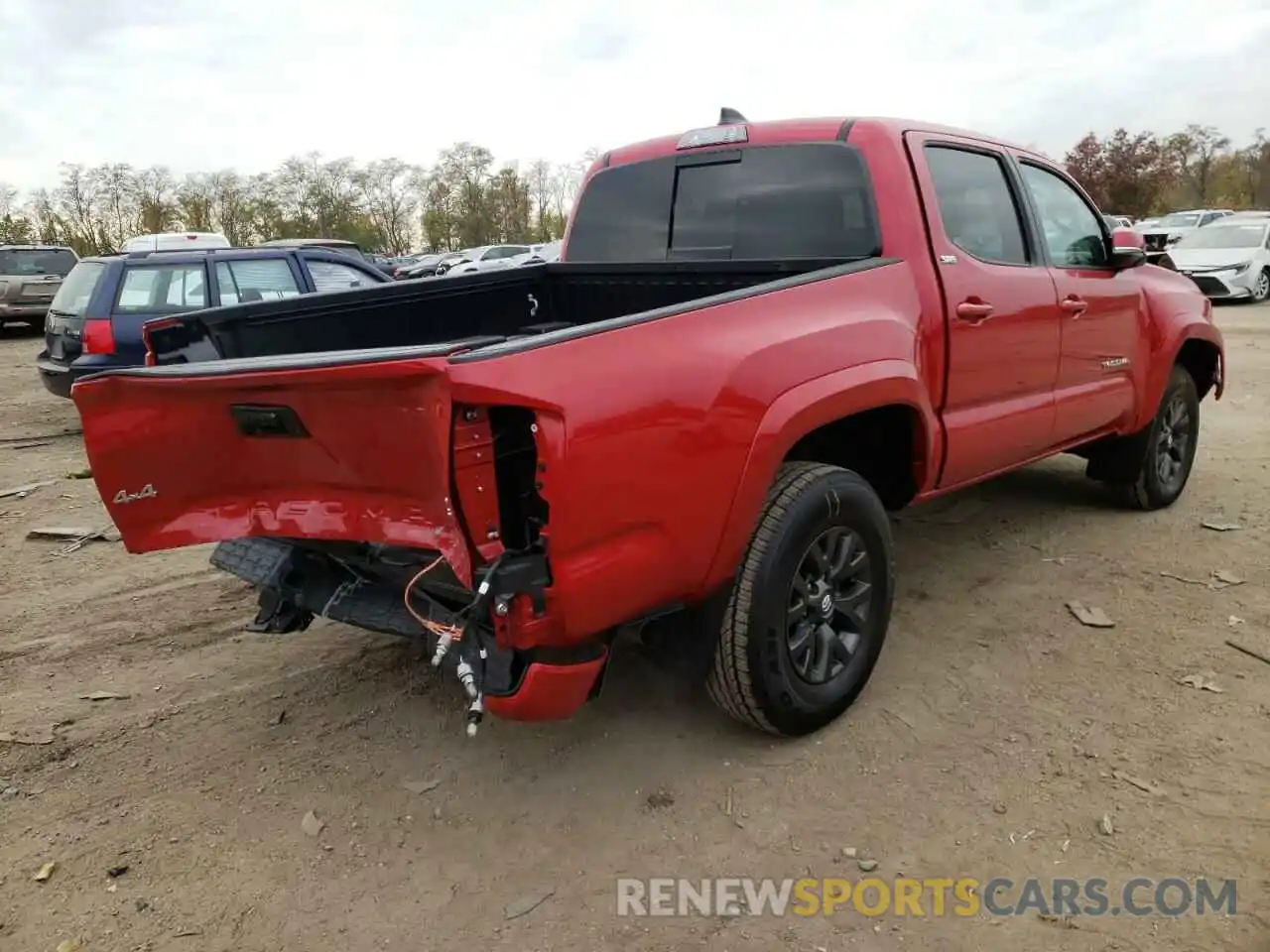 4 Photograph of a damaged car 3TMCZ5AN3MM414807 TOYOTA TACOMA 2021