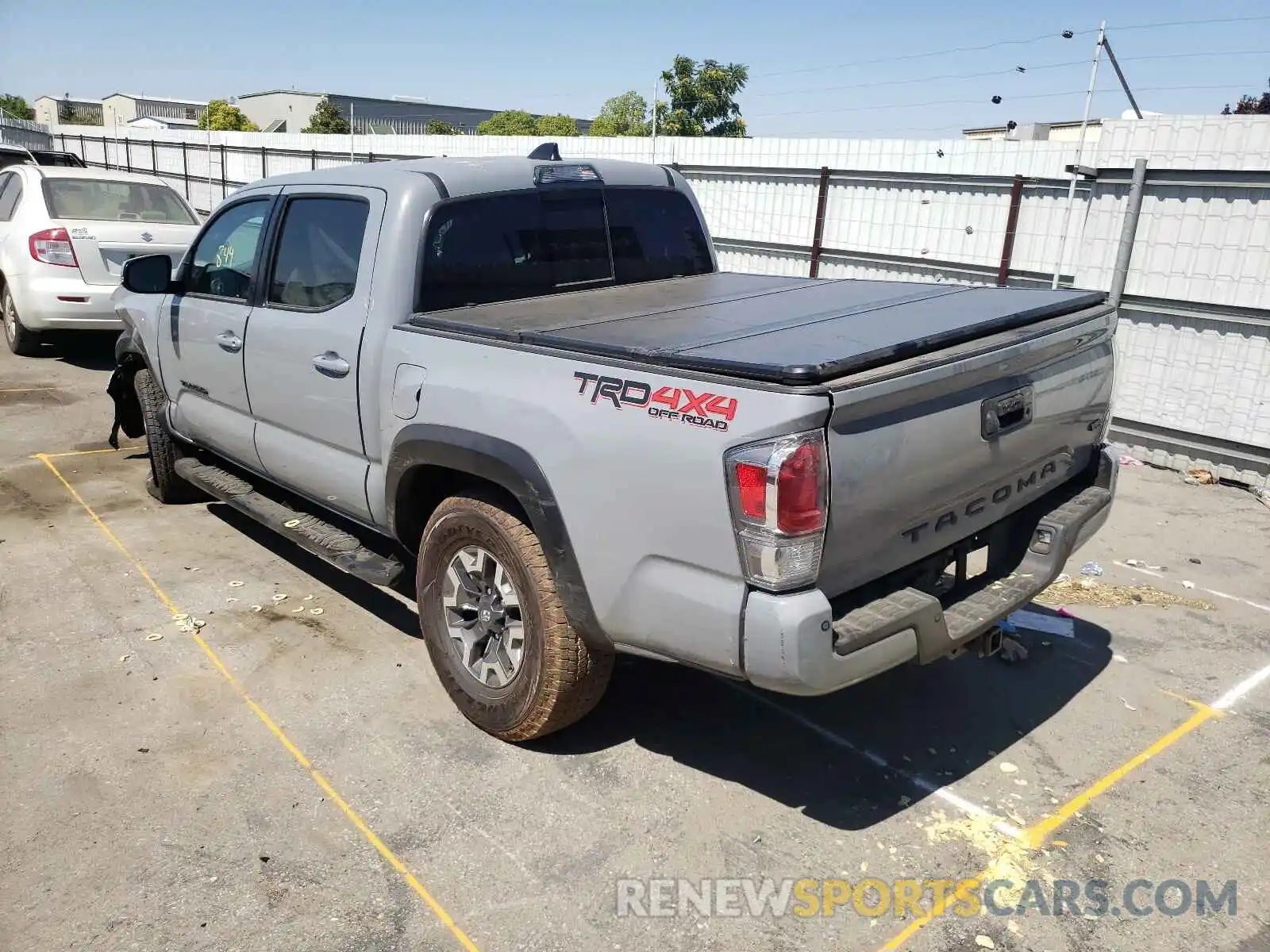 3 Photograph of a damaged car 3TMCZ5AN3MM425404 TOYOTA TACOMA 2021