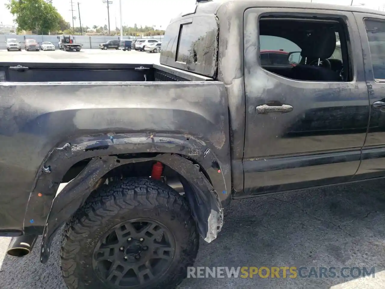 9 Photograph of a damaged car 3TMCZ5AN3MM432000 TOYOTA TACOMA 2021