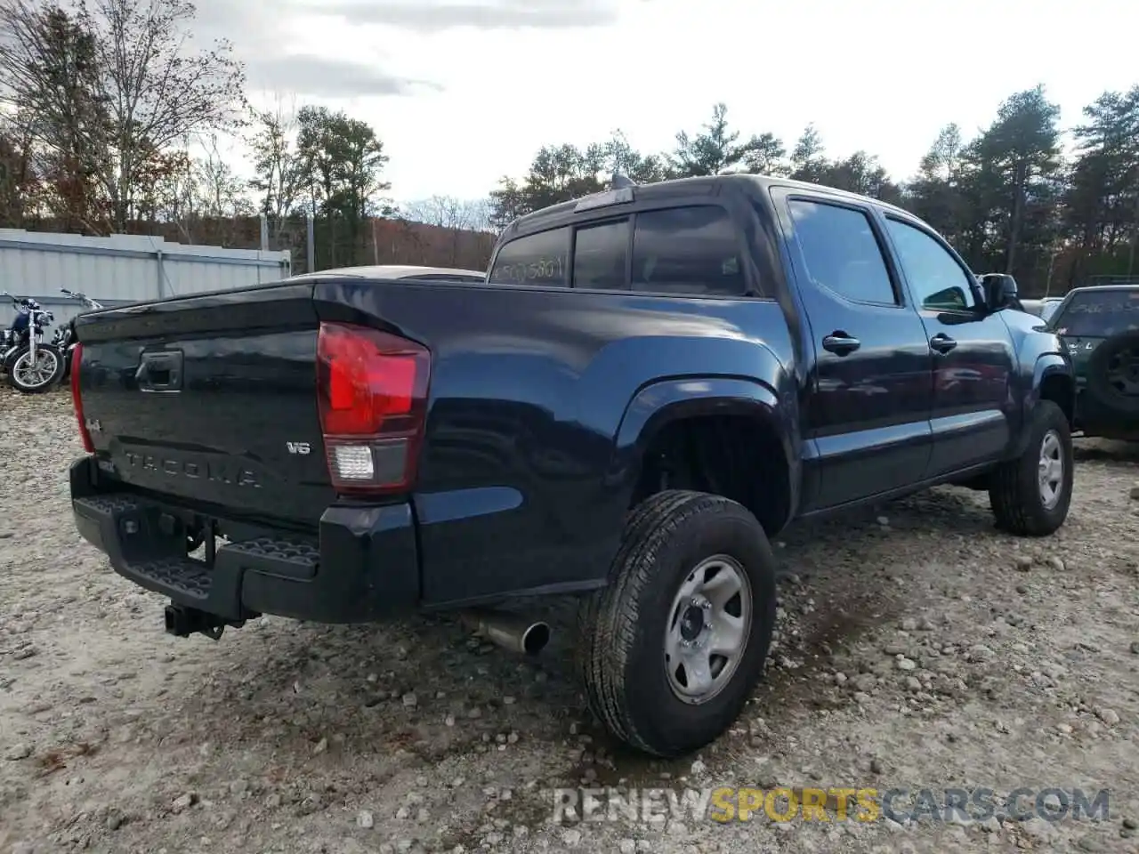 4 Photograph of a damaged car 3TMCZ5AN3MM433549 TOYOTA TACOMA 2021