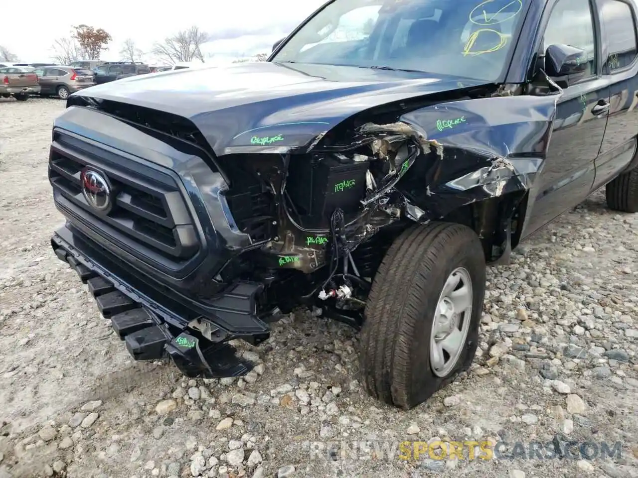 9 Photograph of a damaged car 3TMCZ5AN3MM433549 TOYOTA TACOMA 2021