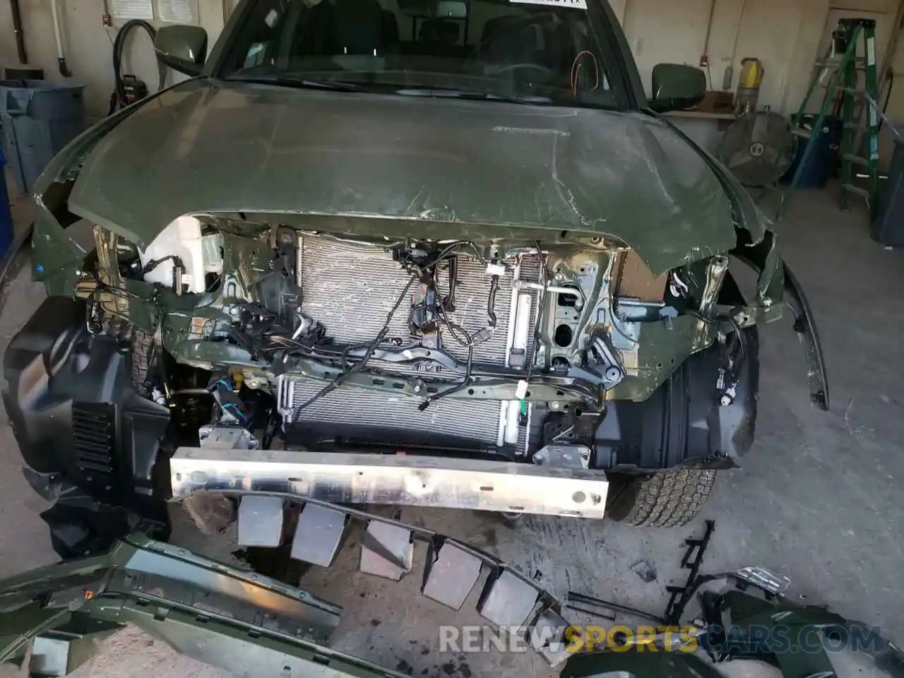 9 Photograph of a damaged car 3TMCZ5AN3MM436242 TOYOTA TACOMA 2021