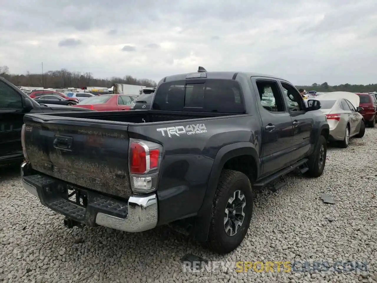 4 Photograph of a damaged car 3TMCZ5AN3MM437116 TOYOTA TACOMA 2021