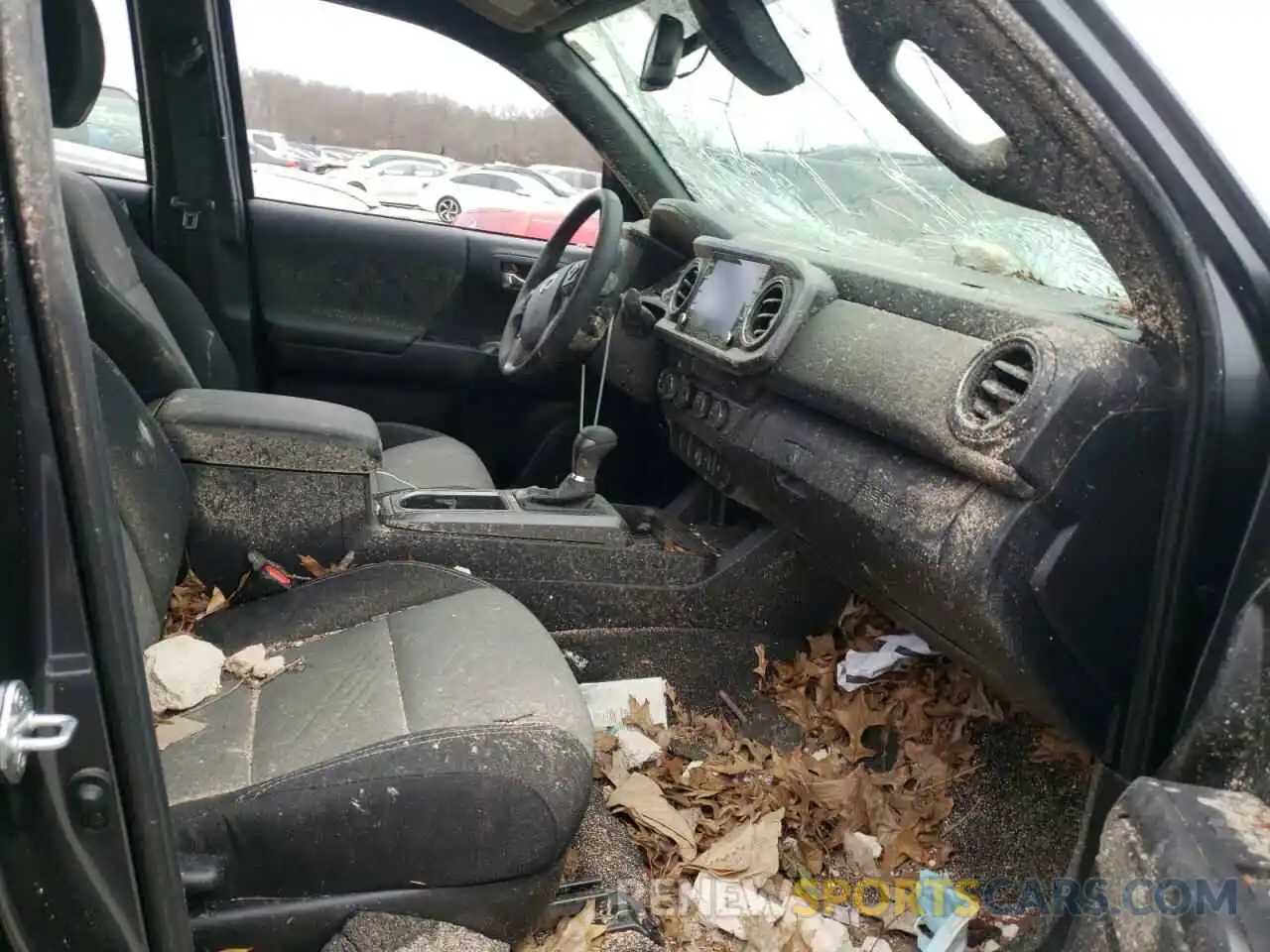 5 Photograph of a damaged car 3TMCZ5AN3MM437116 TOYOTA TACOMA 2021