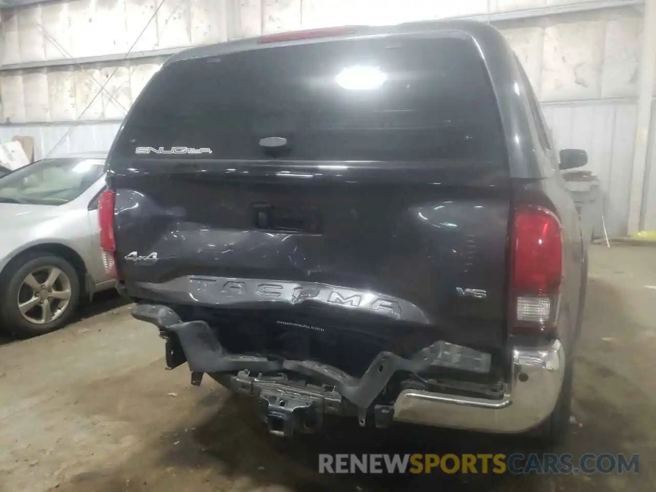 9 Photograph of a damaged car 3TMCZ5AN3MM449136 TOYOTA TACOMA 2021