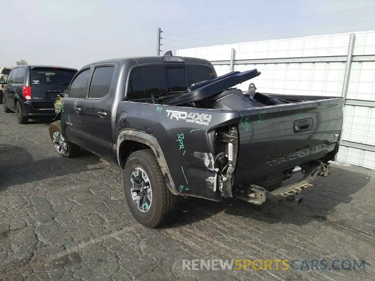 3 Photograph of a damaged car 3TMCZ5AN3MM450755 TOYOTA TACOMA 2021