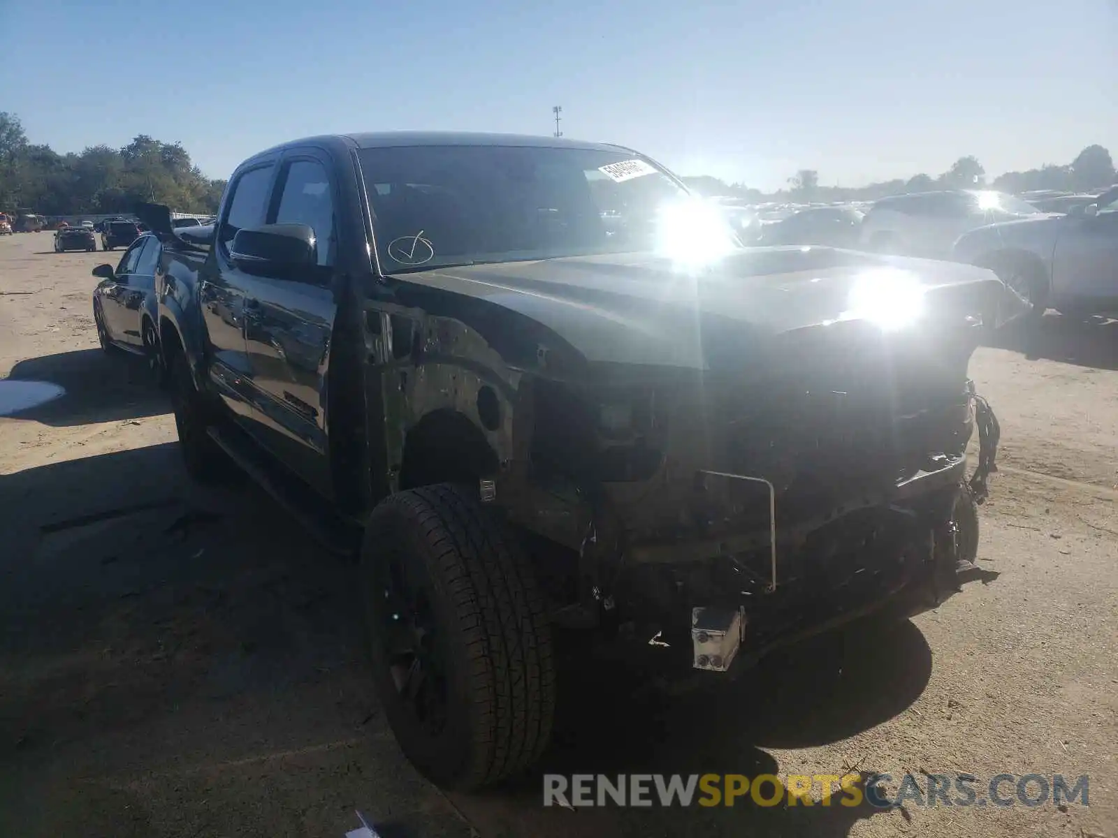 1 Photograph of a damaged car 3TMCZ5AN4MM371918 TOYOTA TACOMA 2021