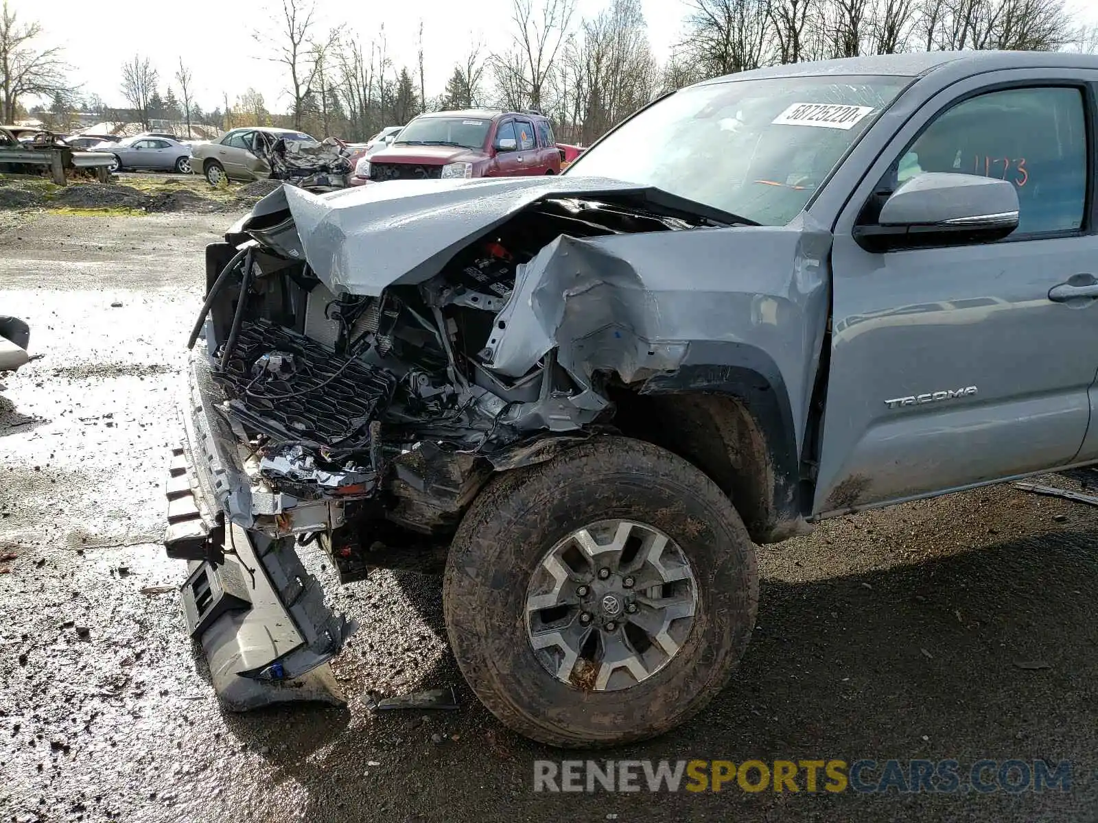 9 Photograph of a damaged car 3TMCZ5AN4MM375824 TOYOTA TACOMA 2021