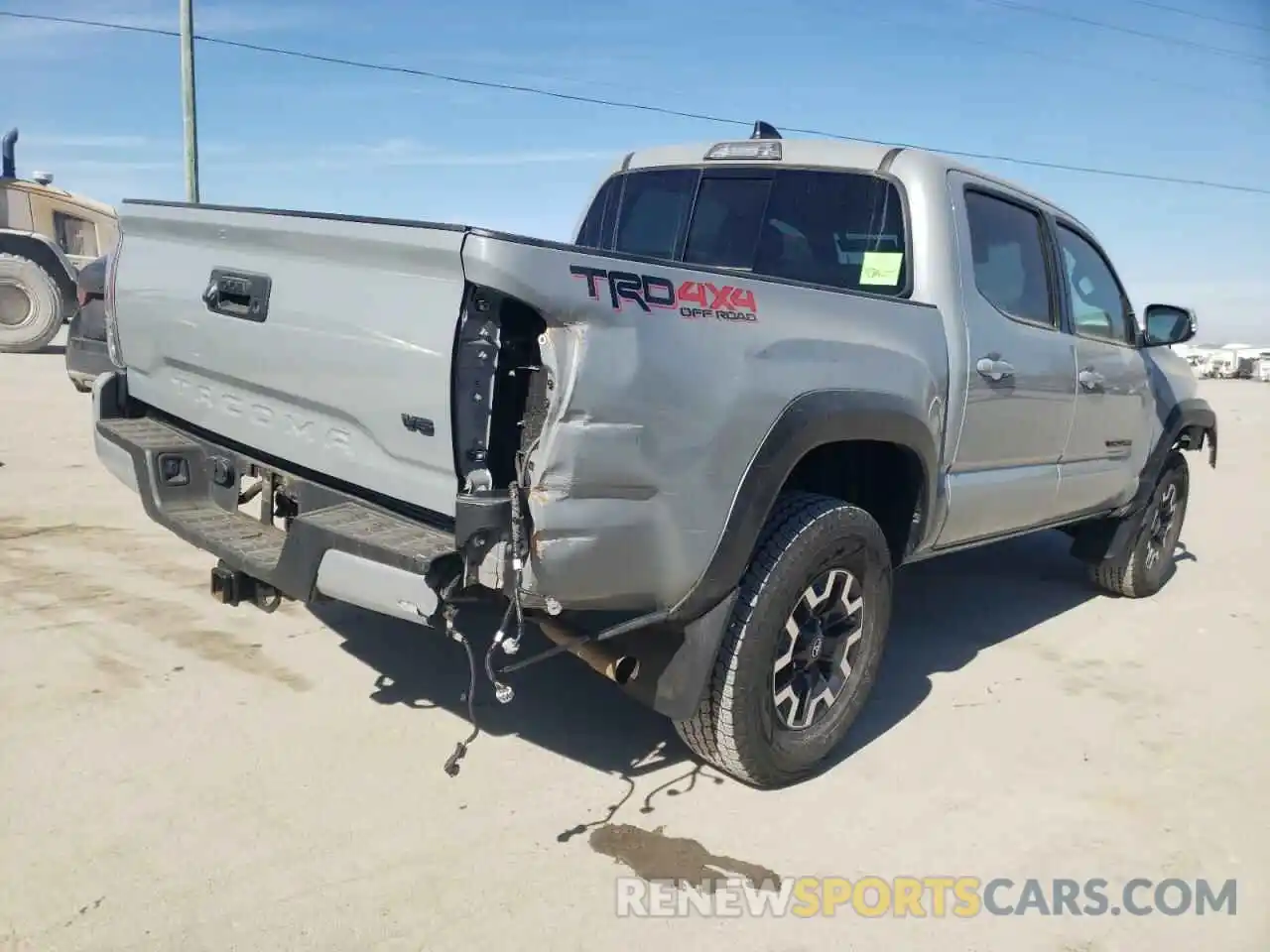 3 Photograph of a damaged car 3TMCZ5AN4MM379629 TOYOTA TACOMA 2021