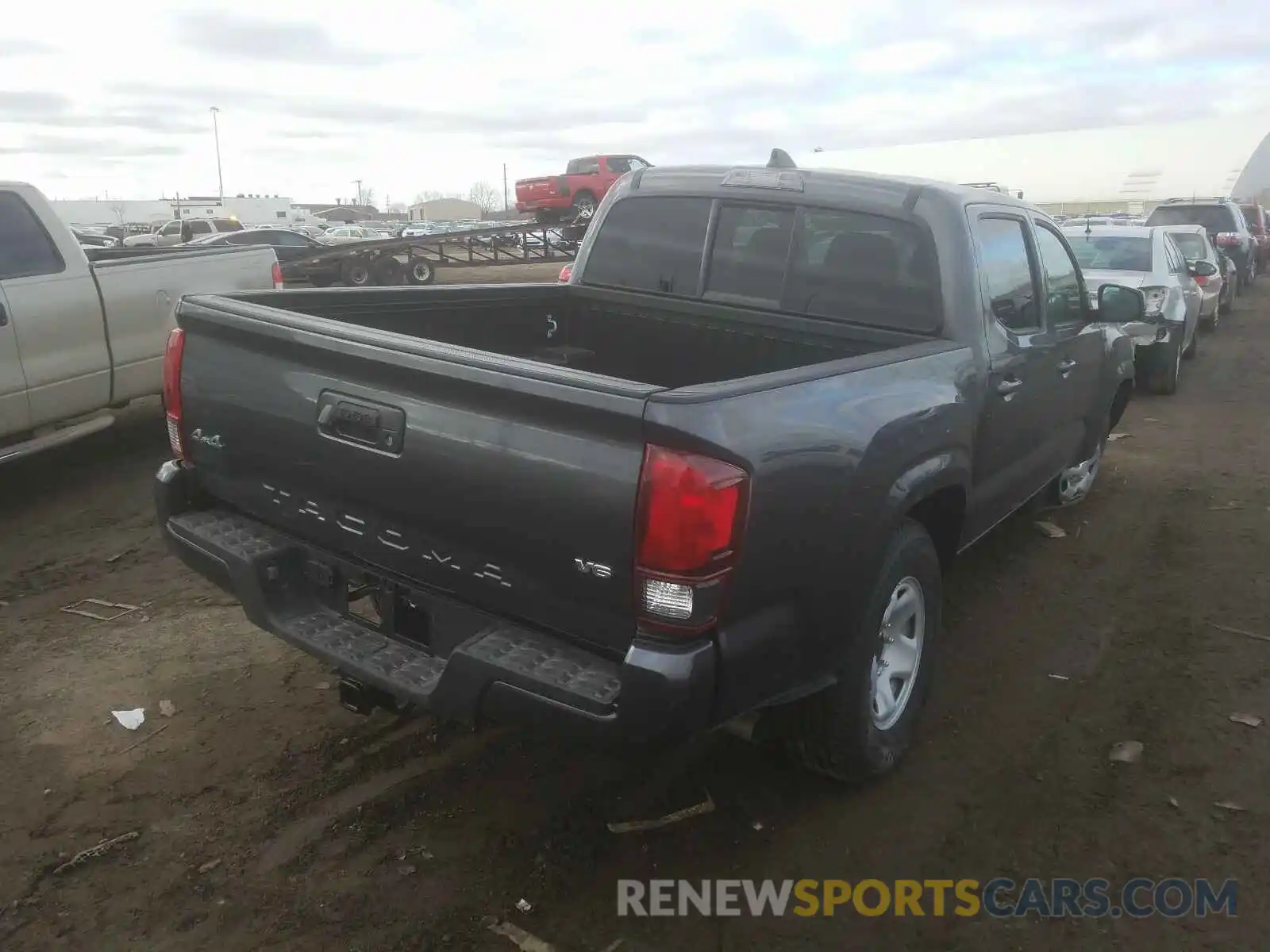 4 Photograph of a damaged car 3TMCZ5AN4MM385060 TOYOTA TACOMA 2021