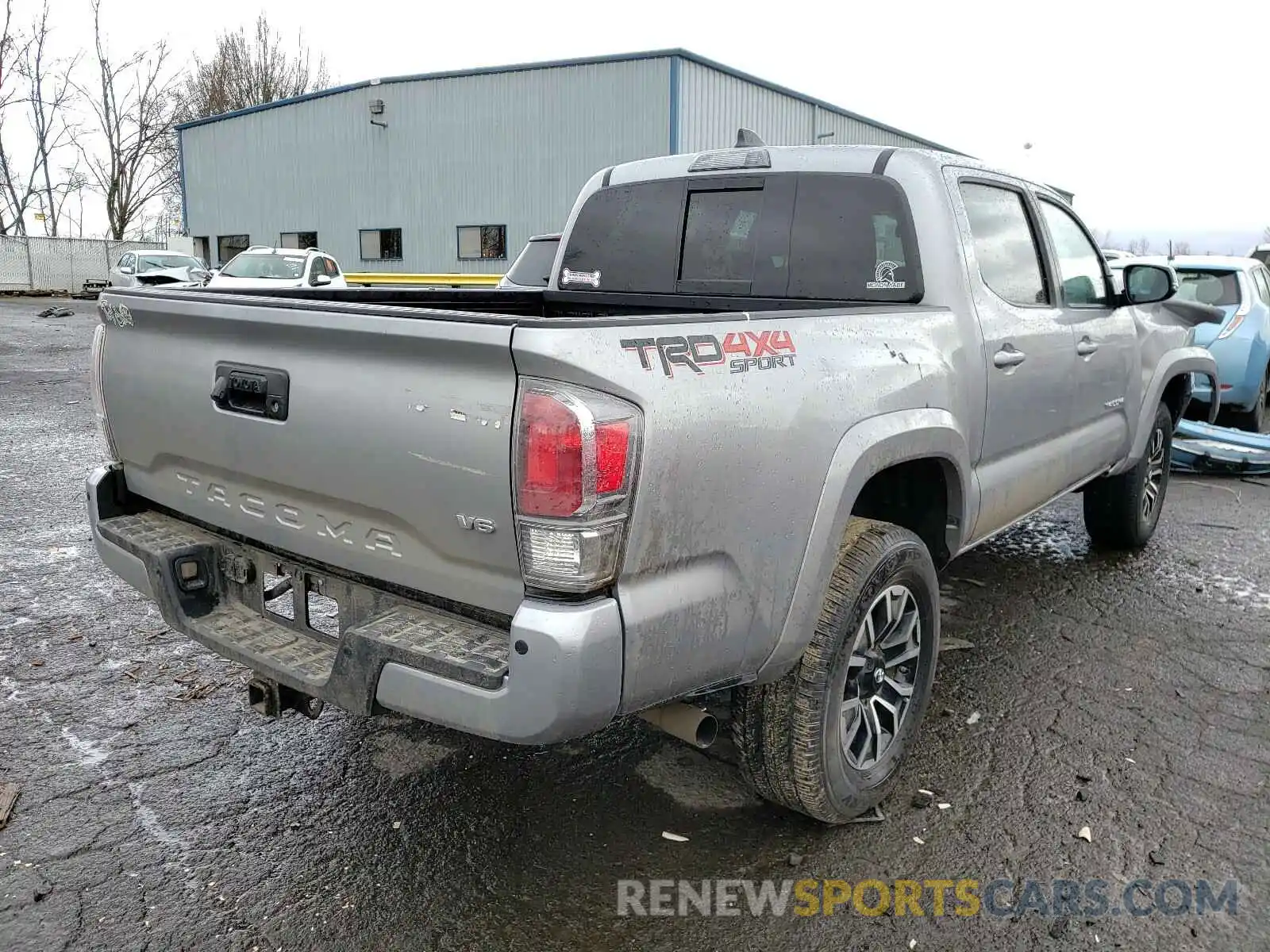 4 Photograph of a damaged car 3TMCZ5AN4MM392932 TOYOTA TACOMA 2021