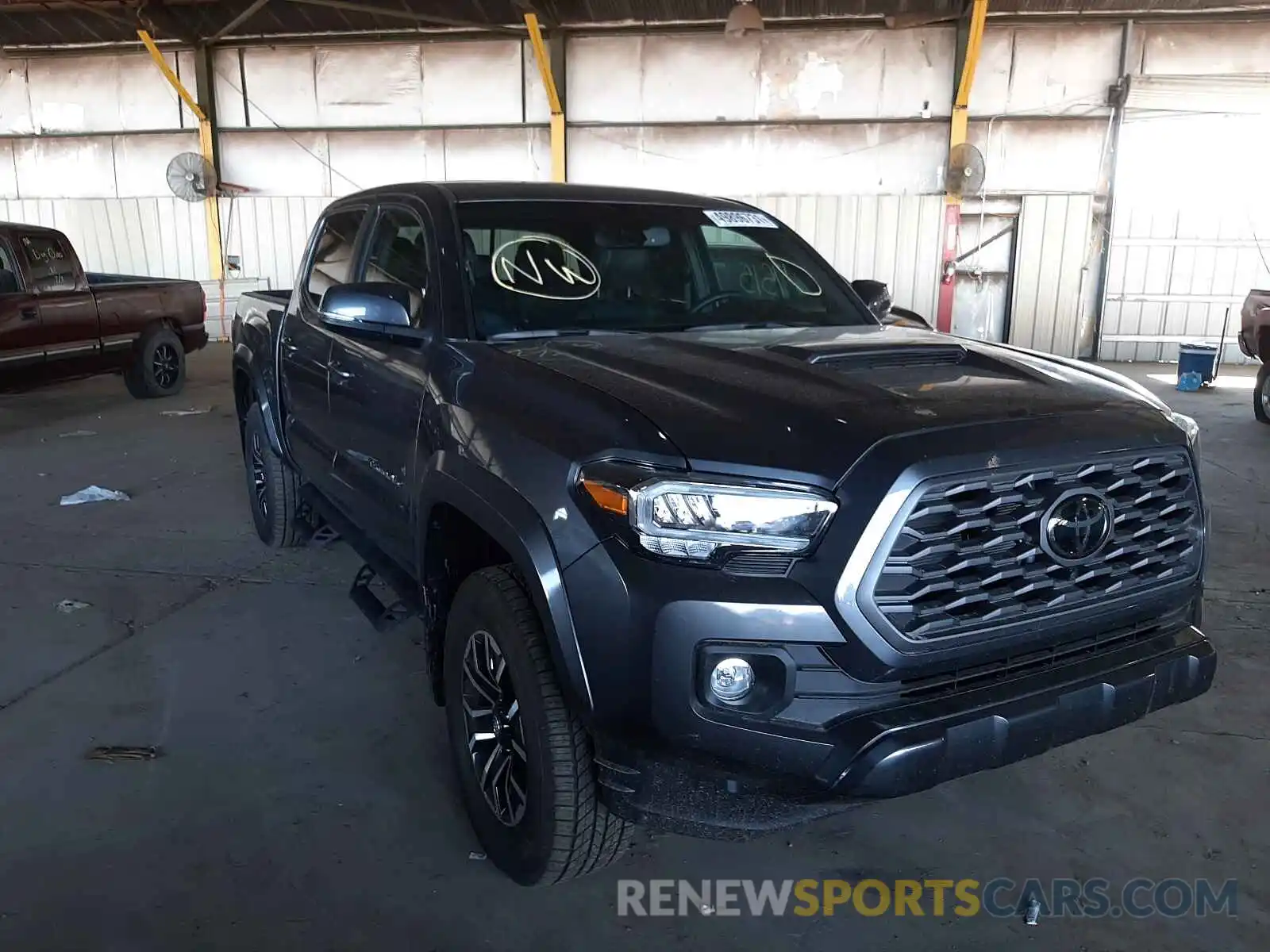 1 Photograph of a damaged car 3TMCZ5AN4MM399475 TOYOTA TACOMA 2021