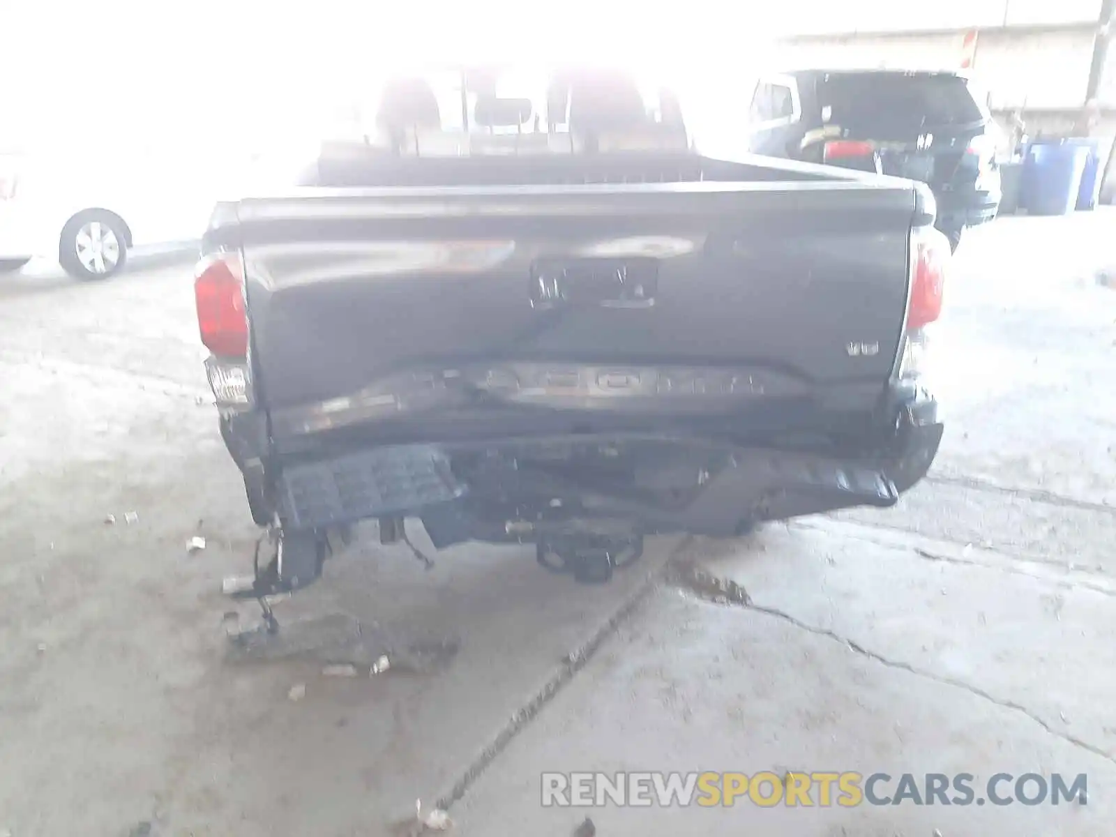 9 Photograph of a damaged car 3TMCZ5AN4MM399475 TOYOTA TACOMA 2021