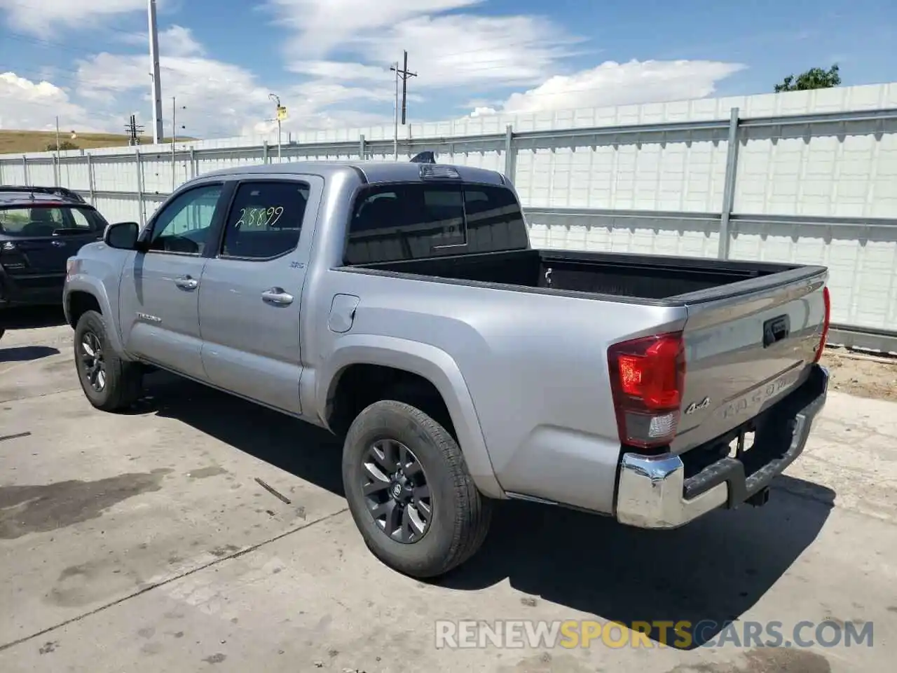 3 Photograph of a damaged car 3TMCZ5AN4MM399573 TOYOTA TACOMA 2021