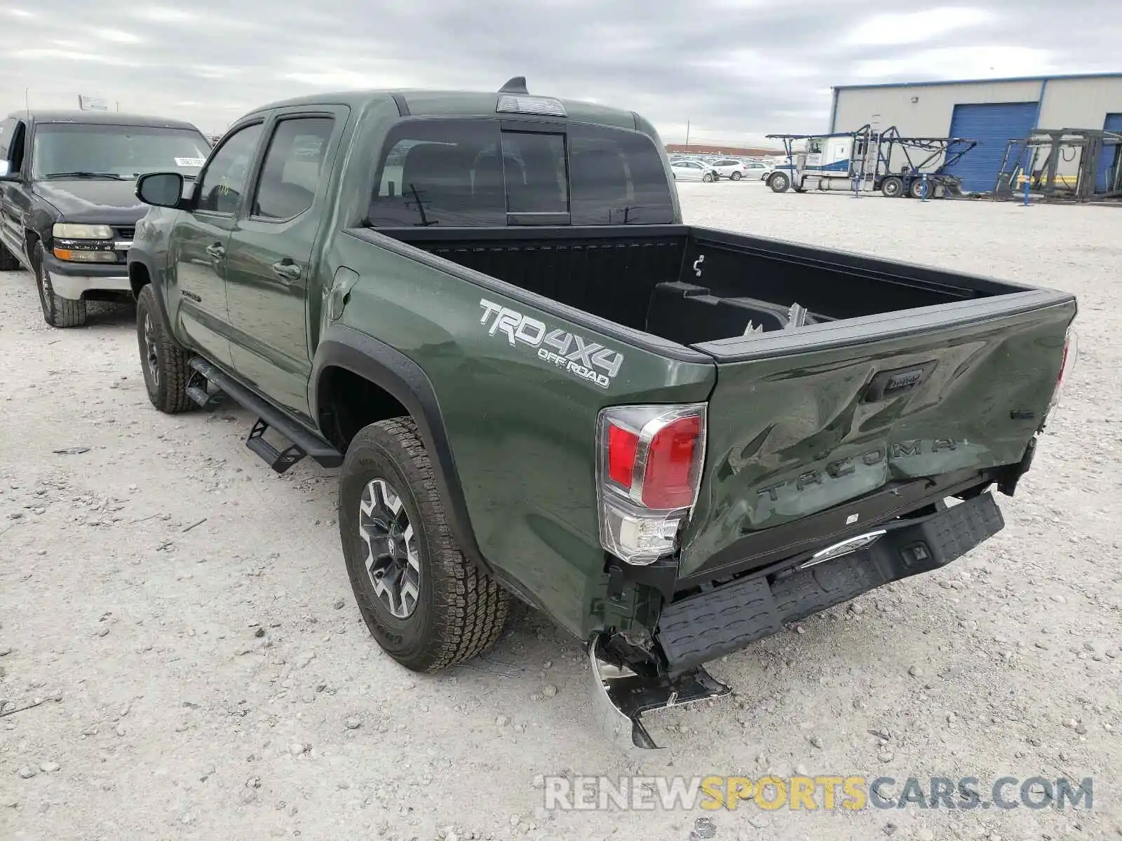 3 Photograph of a damaged car 3TMCZ5AN4MM406943 TOYOTA TACOMA 2021