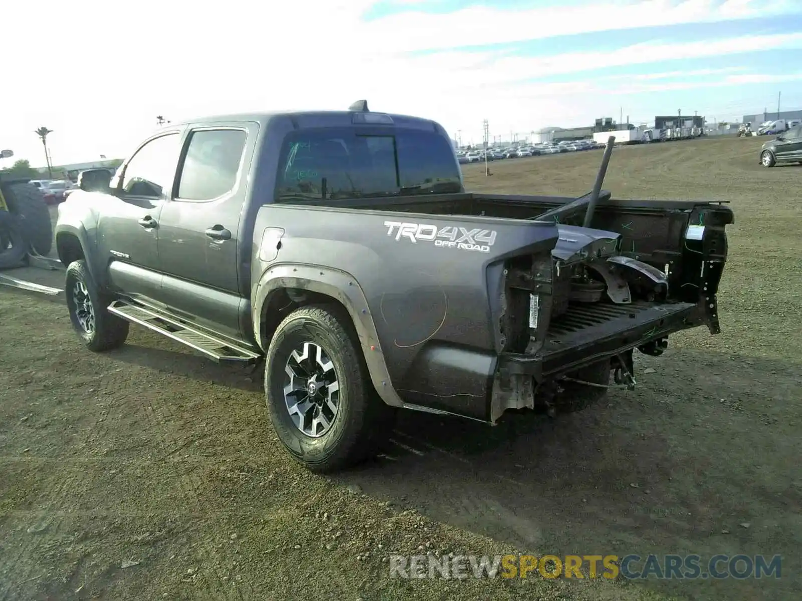 3 Photograph of a damaged car 3TMCZ5AN4MM410166 TOYOTA TACOMA 2021