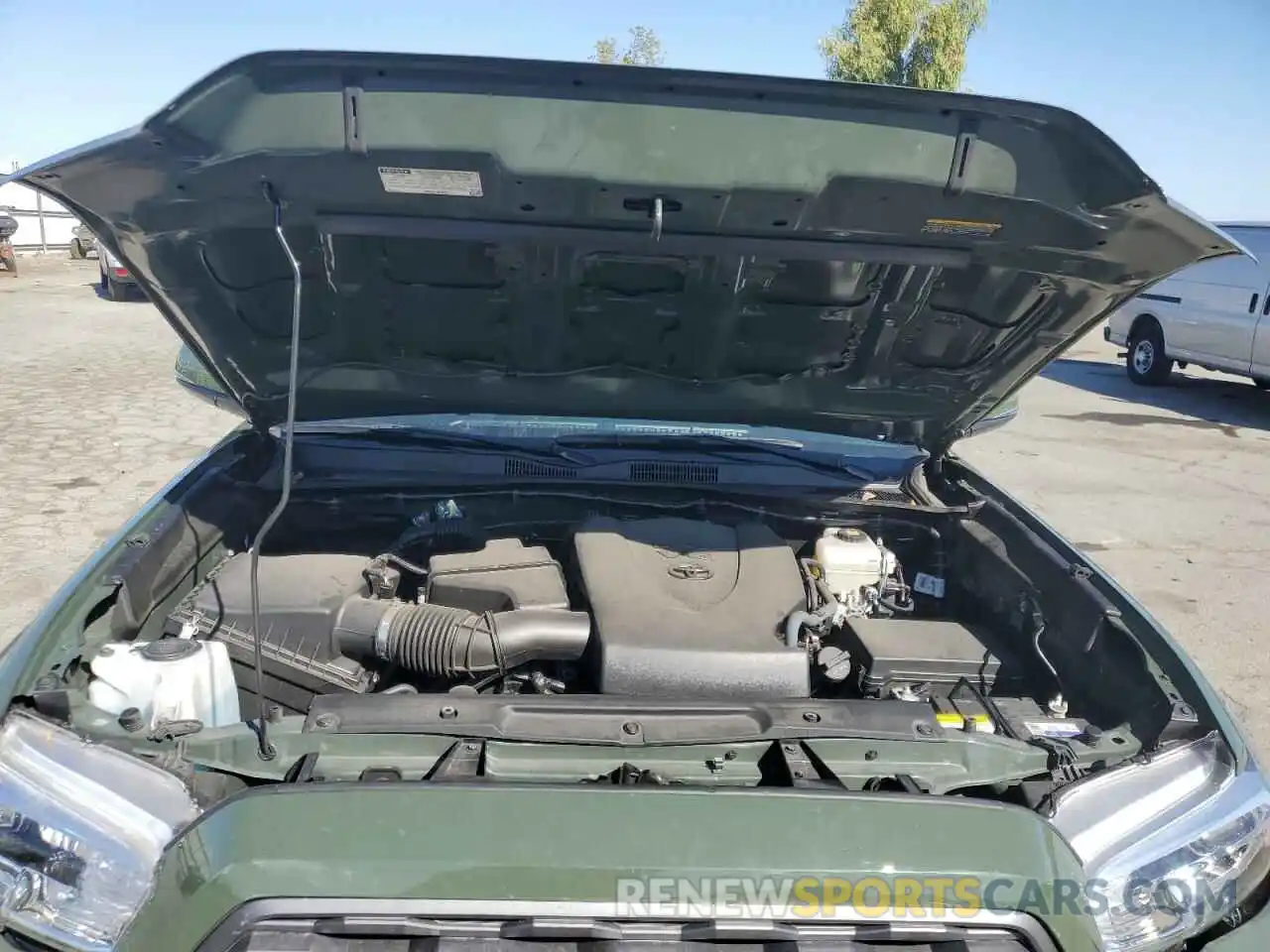 7 Photograph of a damaged car 3TMCZ5AN4MM414167 TOYOTA TACOMA 2021