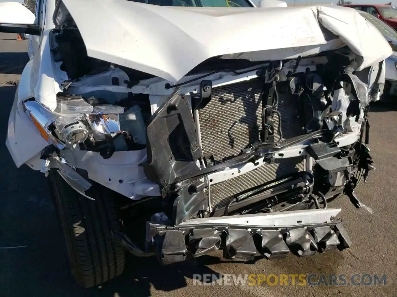 9 Photograph of a damaged car 3TMCZ5AN4MM414539 TOYOTA TACOMA 2021