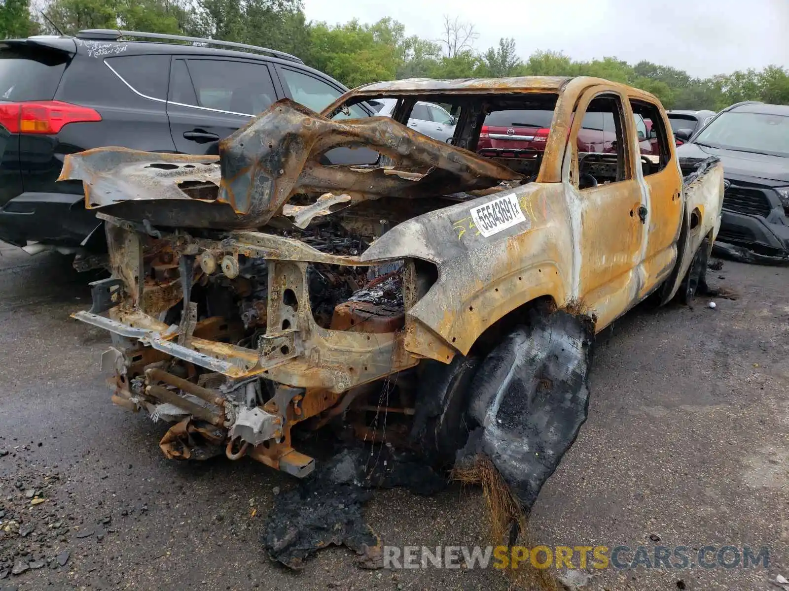 2 Photograph of a damaged car 3TMCZ5AN4MM419286 TOYOTA TACOMA 2021