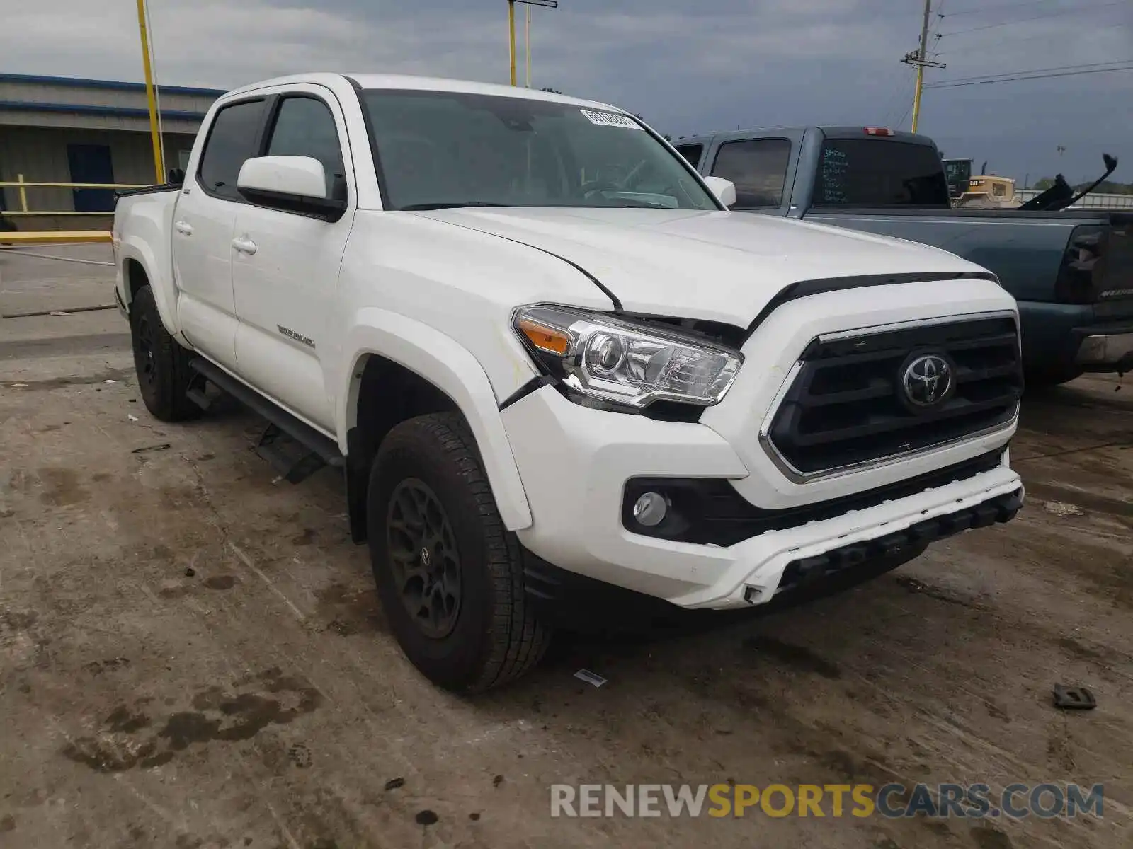 1 Photograph of a damaged car 3TMCZ5AN4MM430062 TOYOTA TACOMA 2021