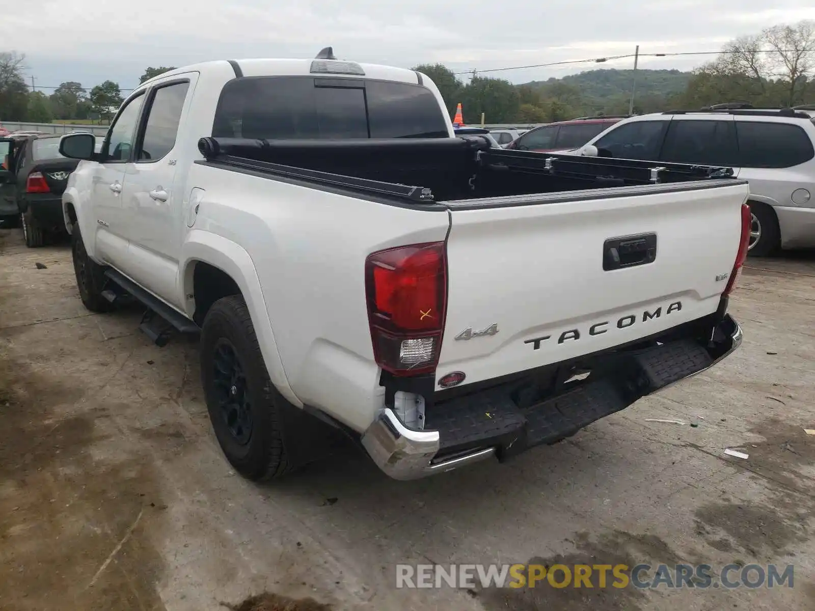 3 Photograph of a damaged car 3TMCZ5AN4MM430062 TOYOTA TACOMA 2021