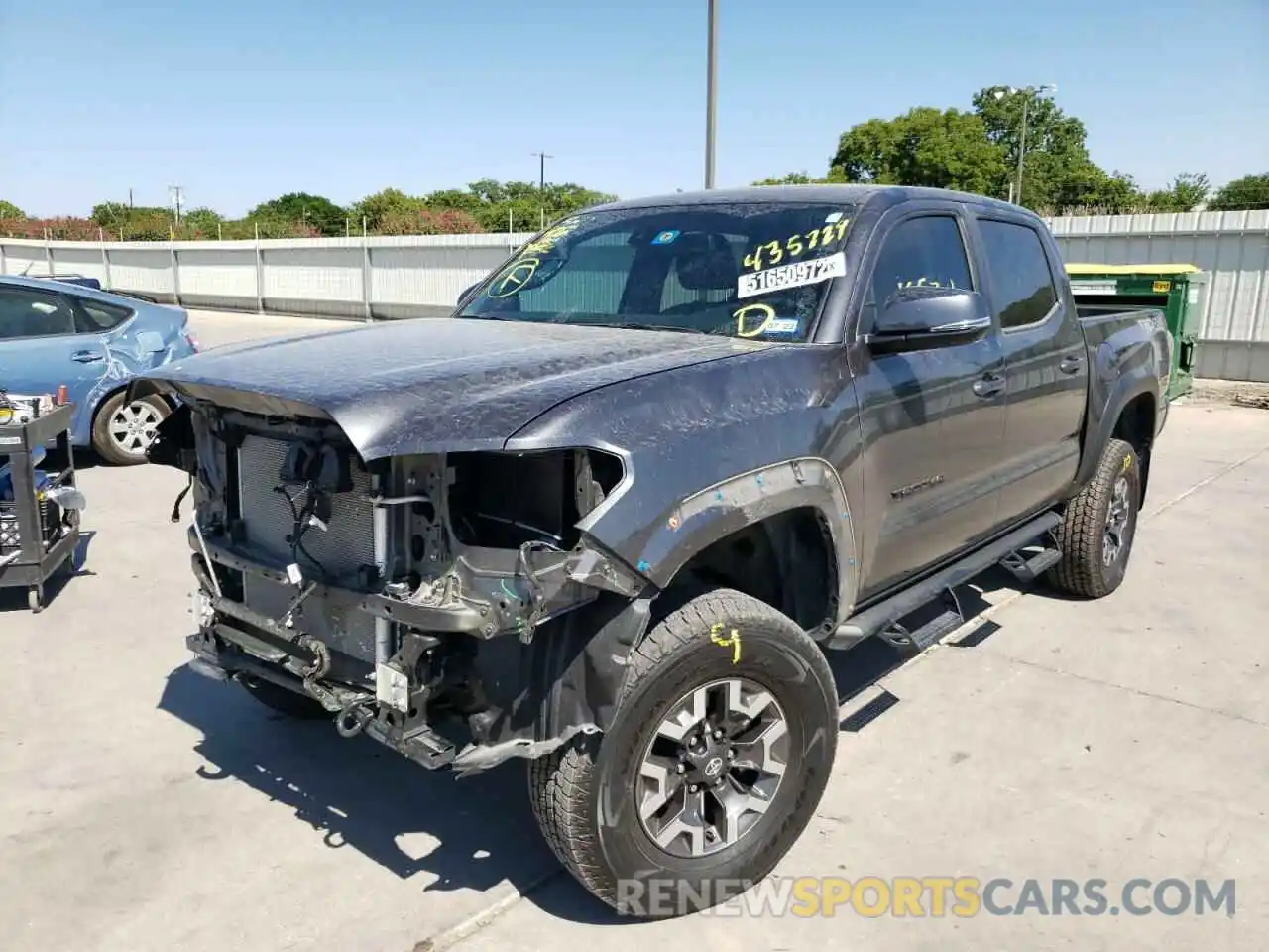 2 Photograph of a damaged car 3TMCZ5AN4MM435729 TOYOTA TACOMA 2021