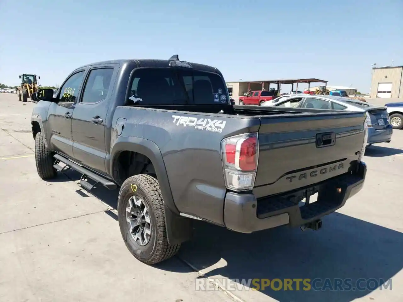 3 Photograph of a damaged car 3TMCZ5AN4MM435729 TOYOTA TACOMA 2021