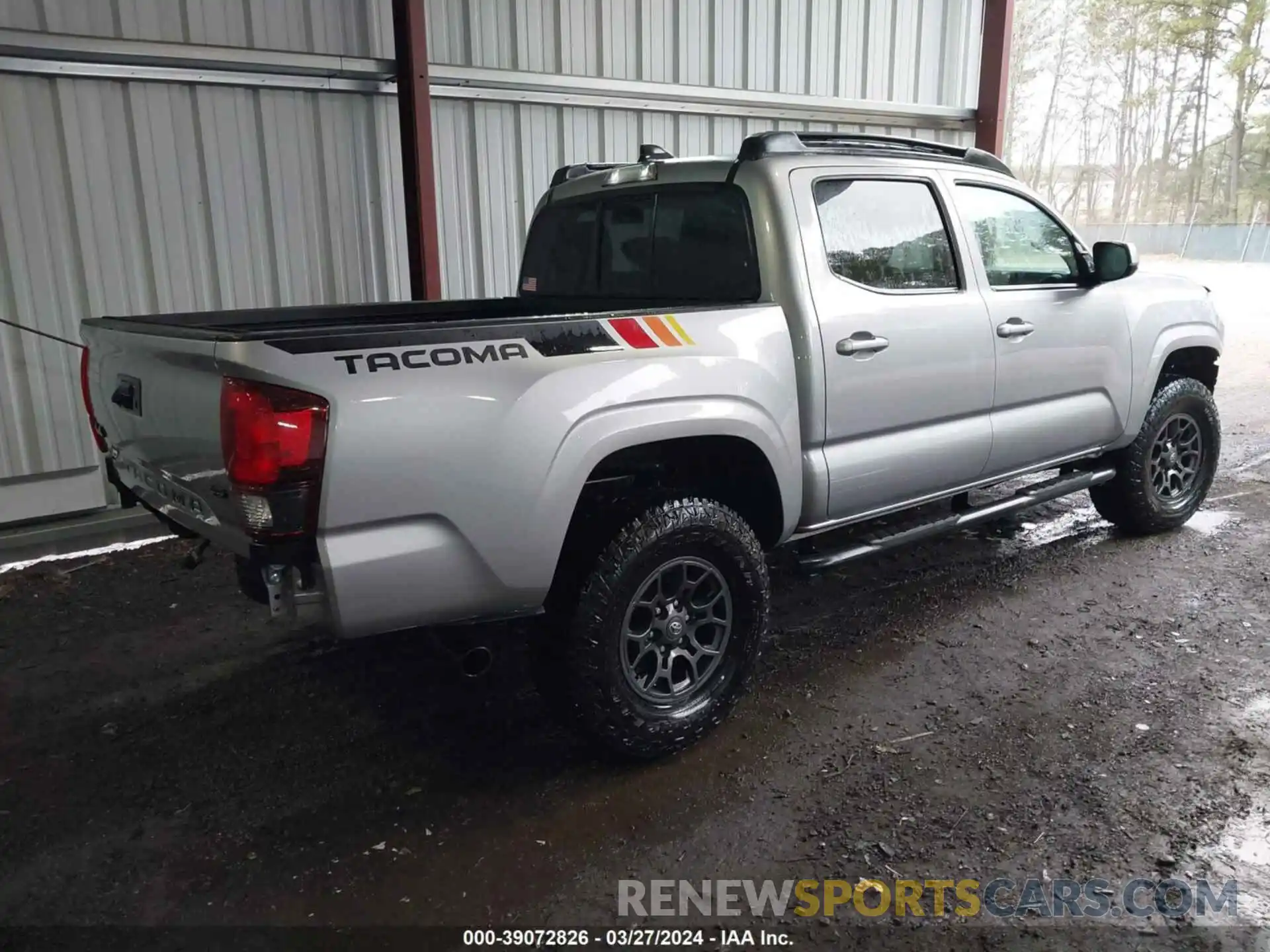 4 Photograph of a damaged car 3TMCZ5AN4MM439344 TOYOTA TACOMA 2021