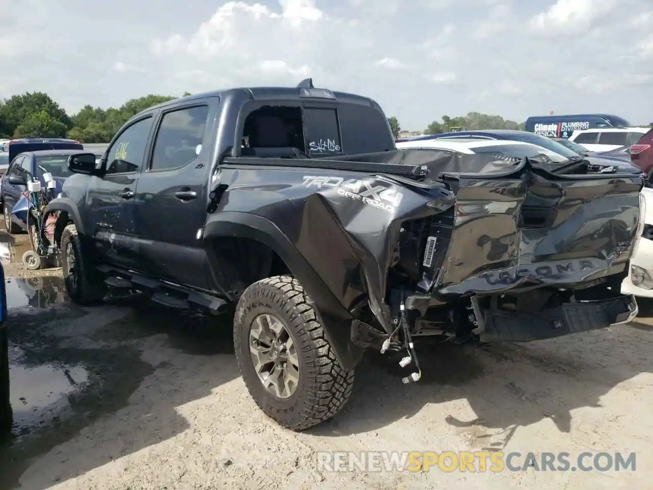 3 Photograph of a damaged car 3TMCZ5AN4MM444298 TOYOTA TACOMA 2021