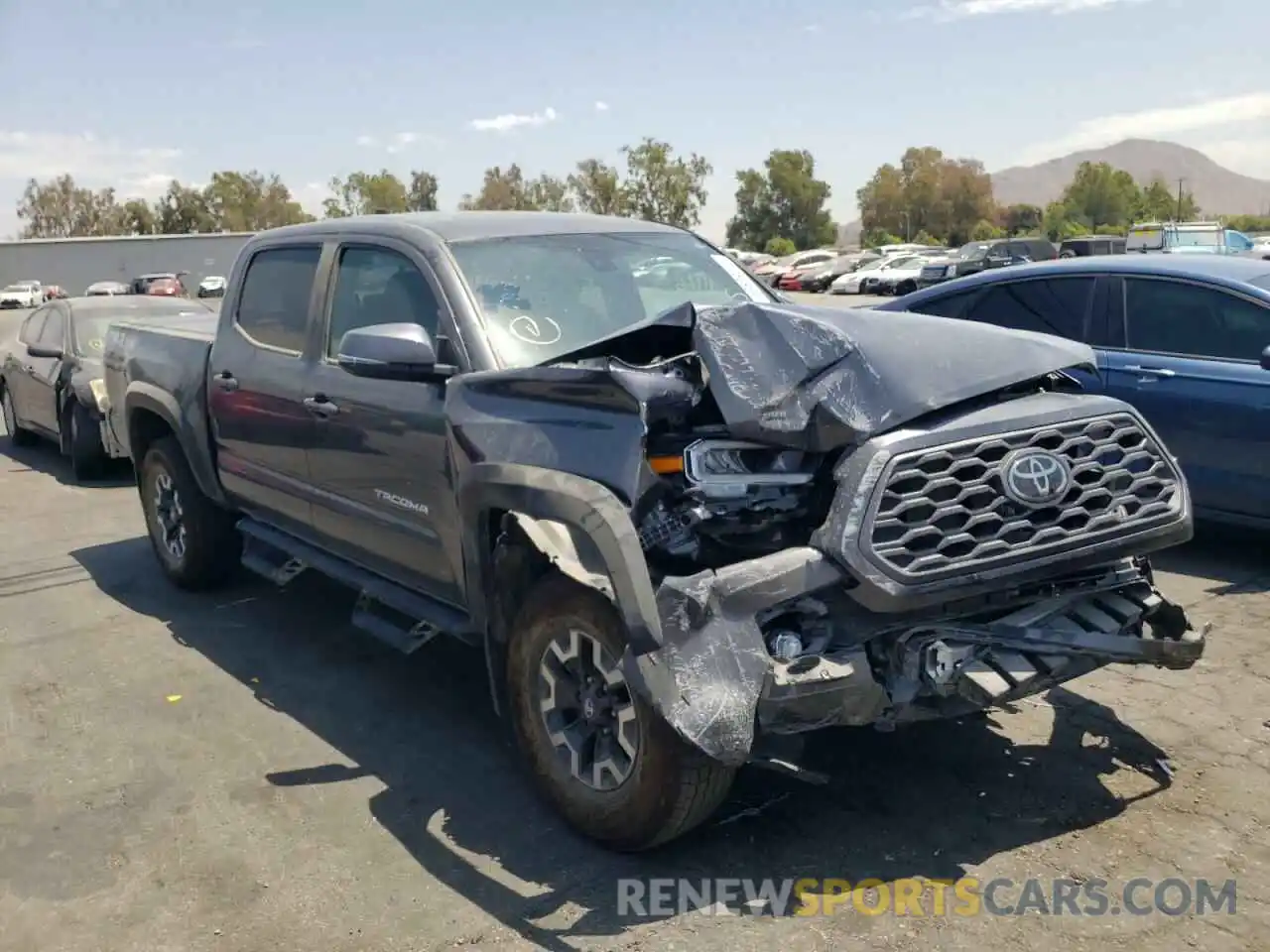 1 Photograph of a damaged car 3TMCZ5AN4MM451669 TOYOTA TACOMA 2021