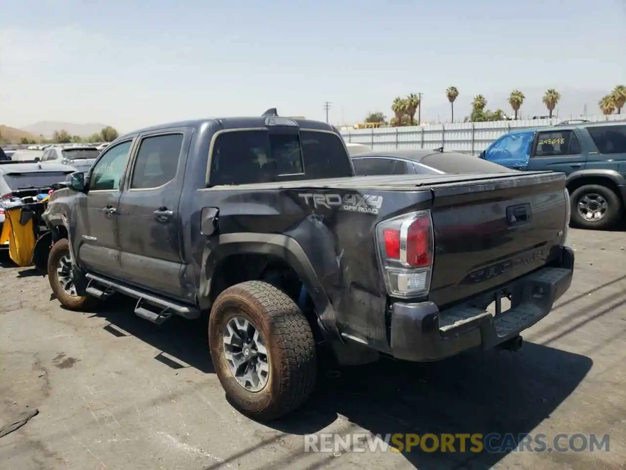 3 Photograph of a damaged car 3TMCZ5AN4MM451669 TOYOTA TACOMA 2021