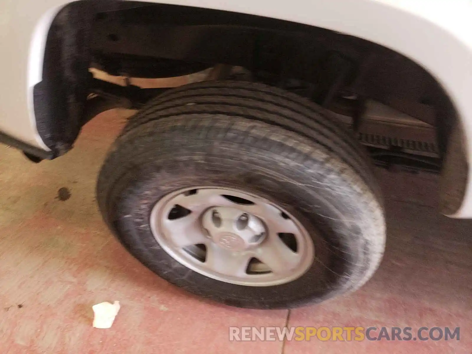 9 Photograph of a damaged car 3TMCZ5AN5MM374312 TOYOTA TACOMA 2021