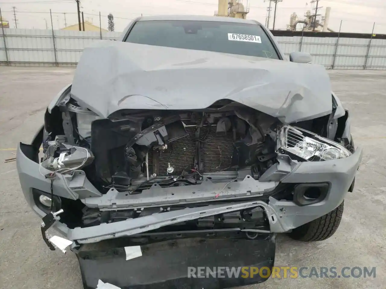 9 Photograph of a damaged car 3TMCZ5AN5MM382698 TOYOTA TACOMA 2021