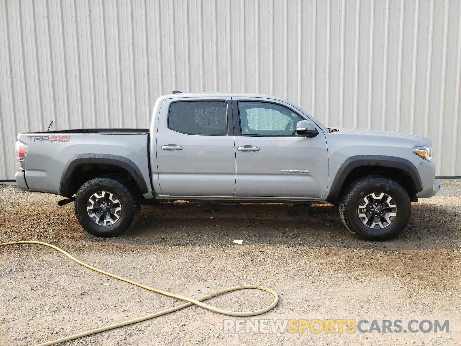 9 Photograph of a damaged car 3TMCZ5AN5MM389697 TOYOTA TACOMA 2021