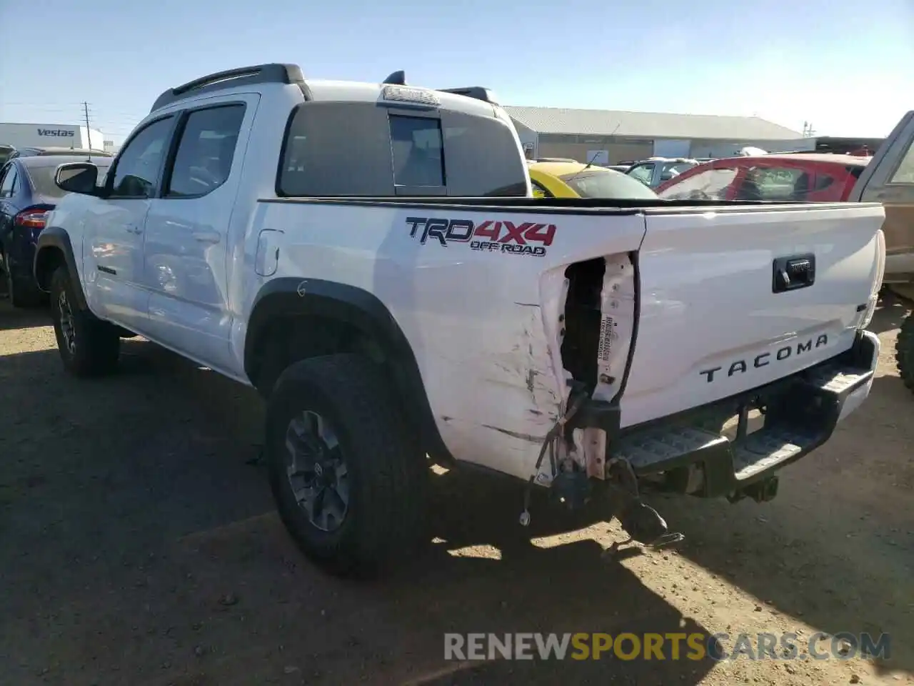 3 Photograph of a damaged car 3TMCZ5AN5MM398030 TOYOTA TACOMA 2021